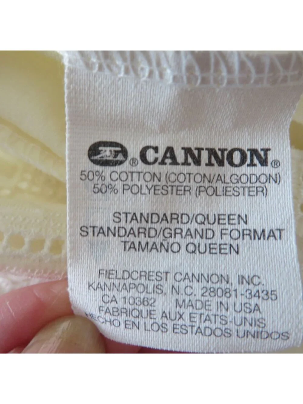 Vintage Cannon Standard/Queen Pillowcases Eyelet Lace Trim Off-White Cottagecore